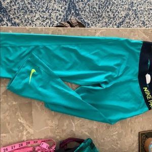 Nike pro combat capris